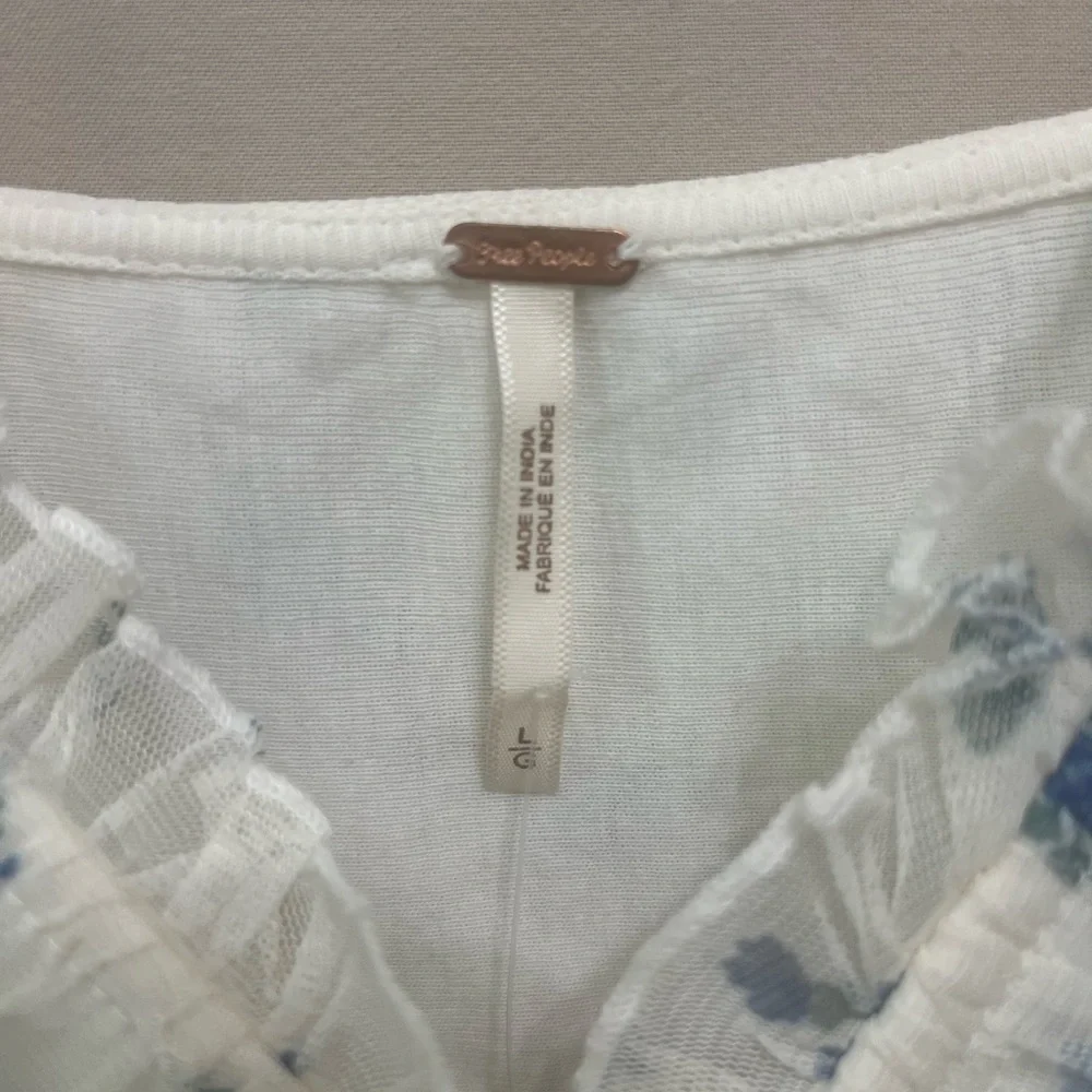 Free People White Sheer Floral Ruffle Button-Front Tank Top